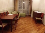 Satılır 2 otaqlı köhnə tikili 70 m², Nizami m., photo 2 from 8