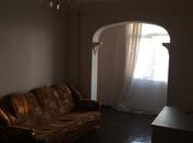 Satılır 3 otaqlı köhnə tikili 85 m², Massiv V q., photo 2 from 8