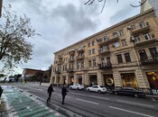 5-комн. вторичка - м. Сахил - 240 м²