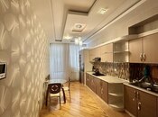 Satılır 4 otaqlı yeni tikili 150 m², İnşaatçılar m., photo 2 from 8