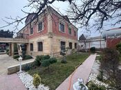 9 otaqlı həyət evi/bağ evi - Mərdəkan q. - 400 m²