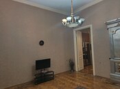 Satılır 2 otaqlı köhnə tikili 75 m², Nizami m., photo 3 from 8
