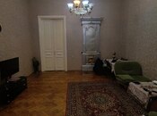Satılır 2 otaqlı köhnə tikili 75 m², Nizami m., photo 5 from 8