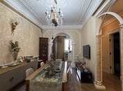 Satılır 5 otaqlı köhnə tikili 200 m², 28 May m., photo 6 from 8