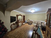 Satılır 4 otaqlı köhnə tikili 110 m², Şah İsmayıl Xətai m., photo 3 from 8