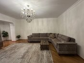 Satılır 3 otaqlı köhnə tikili 85 m², 28 May m., photo 2 from 8