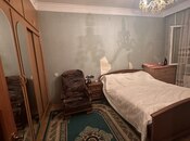 3 otaqlı köhnə tikili - 8-ci mikrorayon q. - 82 m²