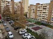 Satılır 2 otaqlı köhnə tikili 51 m², İnşaatçılar m., photo 1 from 8