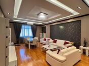 Продаётся 4-комн. новостройка 212 м², м. Элмляр Академиясы, photo 2 from 8