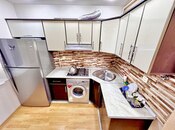 Продаётся 3-комн. вторичка 85 м², м. Кара Караев, photo 2 from 8