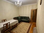 Satılır 4 otaqlı köhnə tikili 110 m², İnşaatçılar m., photo 3 from 8