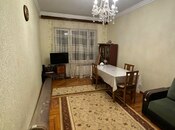 Satılır 4 otaqlı köhnə tikili 110 m², İnşaatçılar m., photo 5 from 8