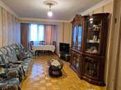 Satılır 3 otaqlı köhnə tikili 85 m², Qara Qarayev m., photo 1 from 8