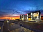 Satılır 8 otaqlı həyət evi/bağ evi 400 m², Novxanı q., photo 1 from 8