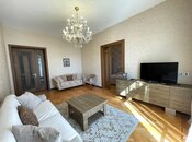 İcarəyə verilir 3 otaqlı köhnə tikili 90 m², 28 May m., photo 3 from 8