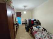 Satılır 2 otaqlı köhnə tikili 58 m², İnşaatçılar m., photo 1 from 8