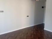 Satılır 2 otaqlı köhnə tikili 50 m², 28 May m., photo 3 from 8