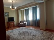 Elan №5908416 - Bakı, Sahil m., 3 otaqlı, 180 m², 3/11 mərtəbə