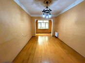 Satılır 3 otaqlı köhnə tikili 80 m², Qara Qarayev m., photo 5 from 8