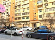 Satılır 3 otaqlı köhnə tikili 80 m², Qara Qarayev m., photo 2 from 8