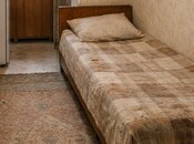 Satılır 2 otaqlı köhnə tikili 50 m², Sahil q., photo 3 from 4