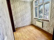 Satılır 2 otaqlı köhnə tikili 52 m², Qara Qarayev m., photo 2 from 8