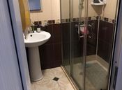 Продаётся 2-комн. вторичка 60 м², м. Ази Асланов, photo 4 from 8