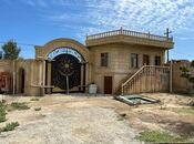 9 otaqlı həyət evi/bağ evi - Mərdəkan q. - 300 m²