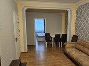 Satılır 2 otaqlı köhnə tikili 55 m², Memar Əcəmi m., photo 4 from 8