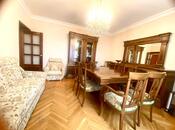 Продаётся 4-комн. вторичка 84 м², м. Иншаатчылар, photo 1 from 8