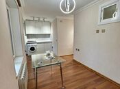 Продаётся 2-комн. вторичка 31 м², м. Элмляр Академиясы, photo 1 from 8