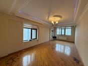 Satılır 2 otaqlı köhnə tikili 75 m², 28 May m., photo 3 from 8