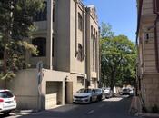 Satılır 6 otaqlı həyət evi/bağ evi 450 m², Elmlər Akademiyası m., photo 2 from 8