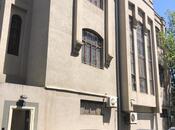 Satılır 6 otaqlı həyət evi/bağ evi 450 m², Elmlər Akademiyası m., photo 7 from 8