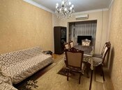 4 otaqlı köhnə tikili - İnşaatçılar m. - 110 m²