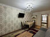 Satılır 2 otaqlı köhnə tikili 55 m², Xalqlar Dostluğu m., photo 2 from 8