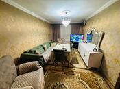 Продаётся 3-комн. вторичка 70 м², м. Нефтчиляр, photo 1 from 8