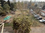 Продаётся 1-комн. вторичка 35 м², м. Нефтчиляр, photo 3 from 8