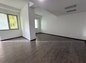 Сдаётся 3-комн. офис 80 м², м. Элмляр Академиясы, photo 2 from 6