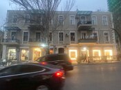 Elan №5923141 - Bakı, 28 May m., 3 otaqlı, 90 m², 2/3 mərtəbə