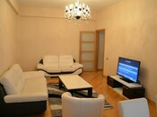 Satılır 3 otaqlı köhnə tikili 85 m², Memar Əcəmi m., photo 1 from 5