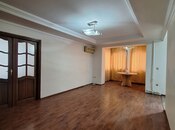Satılır 2 otaqlı köhnə tikili 45 m², İnşaatçılar m., photo 5 from 8