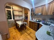 Satılır 4 otaqlı köhnə tikili 100 m², Xalqlar Dostluğu m., photo 2 from 8