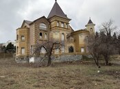Продаётся 10-комн. дом/дача 2 500 м², пос. Новханы, photo 1 from 8