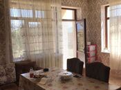 6 otaqlı həyət evi/bağ evi - Novxanı q. - 400 m²