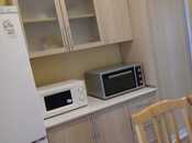 İcarəyə verilir 2 otaqlı köhnə tikili 57 m², Sahil m., photo 4 from 8