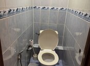 İcarəyə verilir 2 otaqlı köhnə tikili 75 m², Azadlıq Prospekti m., photo 4 from 8