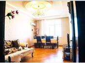 Сдаётся 2-комн. вторичка 70 м², м. Низами, photo 2 from 6