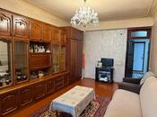 Продаётся 2-комн. вторичка 55 м², м. Элмляр Академиясы, photo 3 from 8