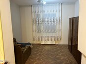 İcarəyə verilir 2 otaqlı köhnə tikili 70 m², İnşaatçılar m., photo 3 from 8
